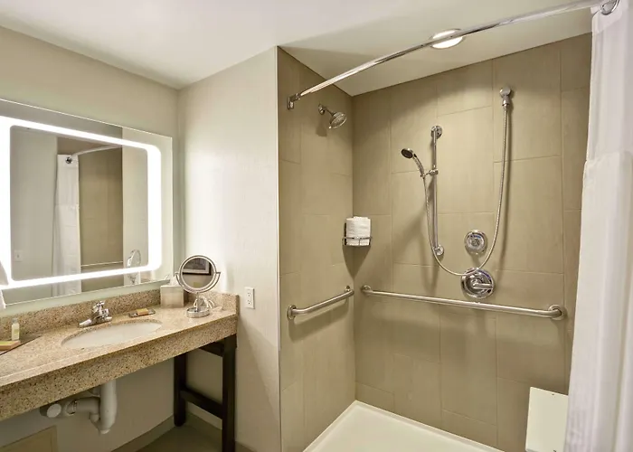 Hotel Doubletree By Hilton Chicago Midway Airport, Il Bedford Park